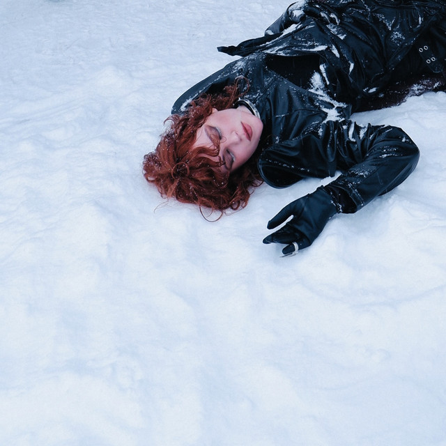 The Elliens – Crawling Whispers (Сингл) 2026